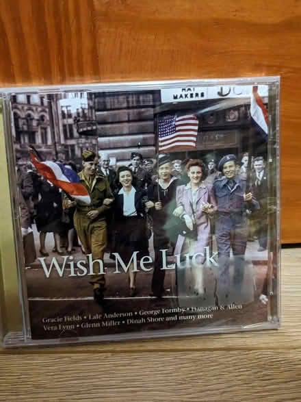 Photo of free Wartime favourite songs on CD (Sedgley DY3) #1