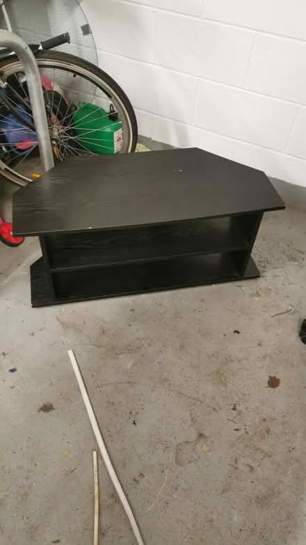 Photo of free TV stand (TW19) #2