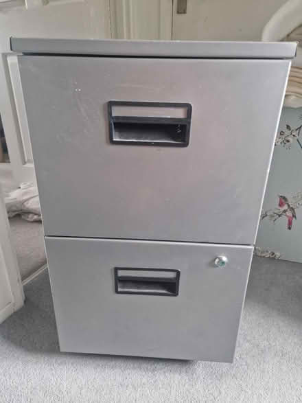 Photo of free 2 drawer filing cabinet (Welwyn Garden AL7) #1
