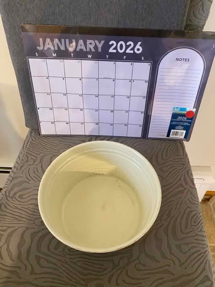 Photo of free Planter (Cary near Reedy Creek schools.) #1