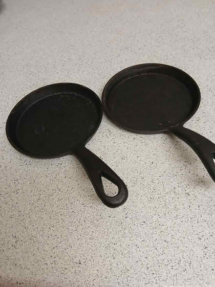 Photo of free Mini pancake pans (Meadowvale and 401 area) #1