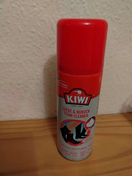 Photo of free Suede and nubuck cleaner (Risinghurst OX3) #1