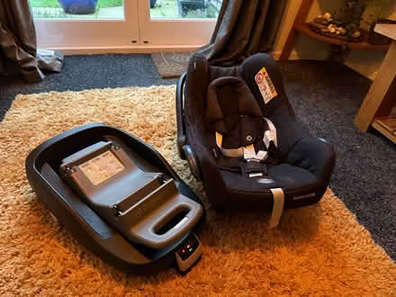 Photo of free MaxiCosi Isofix Baby Car Seat (Lymm WA13) #2