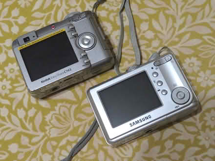Photo of free Two digital cameras. (Addiscombe CR0) #2