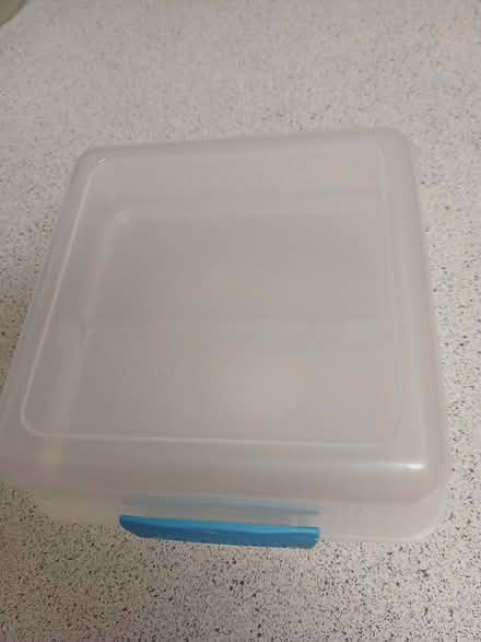 Photo of free Two lunch containers (Meadowvale and 401 area) #1