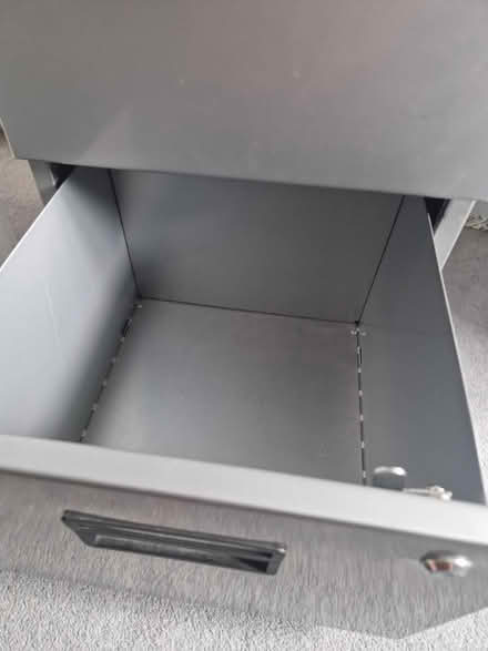 Photo of free 2 drawer filing cabinet (Welwyn Garden AL7) #3