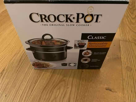 Photo of free 2.4L Crock Pot slow cooker (Stepney E1) #1