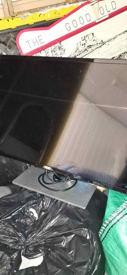 Photo of free Computer monitor (Mill Hill BB2) #1