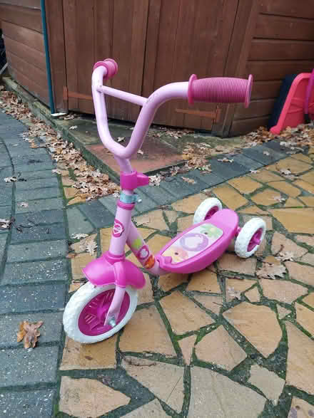 Photo of free Child's scooter (GU15) #1