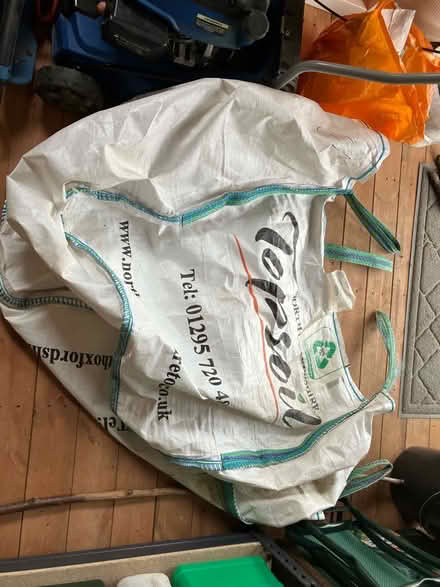Photo of free Two one tonne builders bags (North Hinksey OX2) #2