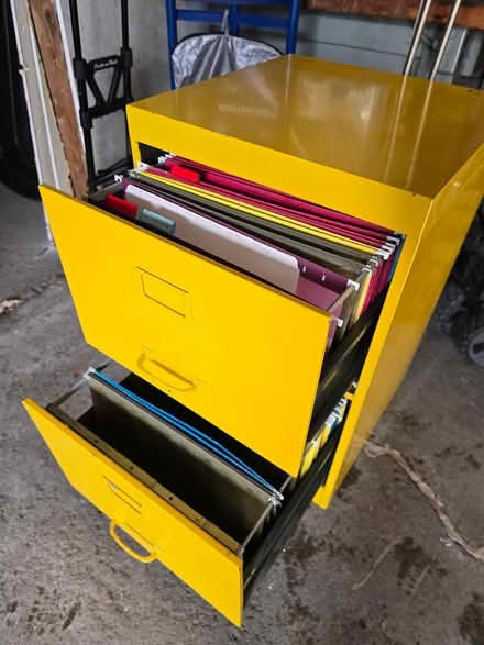 Photo of free 2 drawer filing cabinet (Vanier north) #2