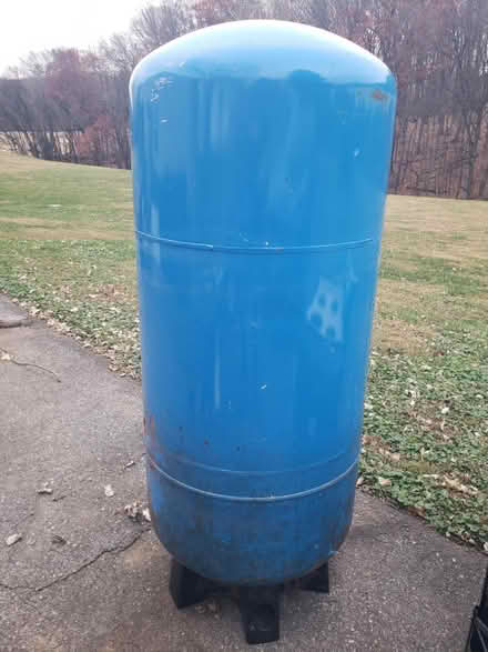 Photo of free Well Pressure Tank, Stove for Scrap (Lewisdale Rd, Clarksburg, MD) #1
