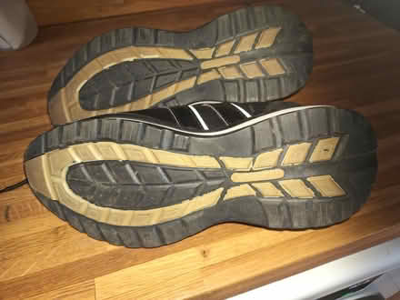 Photo of free steel toecap shoes (Hibaldstow) #3