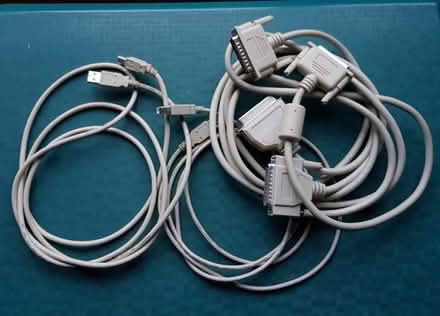 Photo of free Old computer cables (Handforth SK9) #1