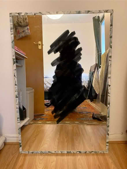 Photo of free Bevelled mirror 90 x 60 (IP4) #1