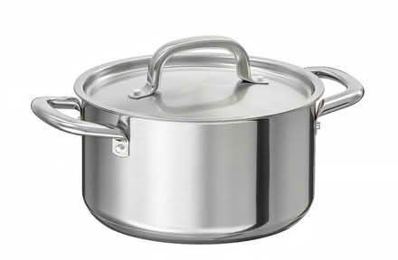 Photo of Large cooking pot (Nunhead SE15) #1