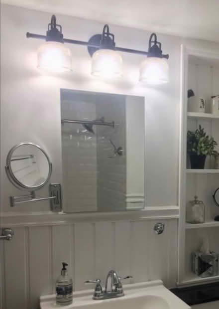 Photo of free Medicine cabinet (wethersfield) #1