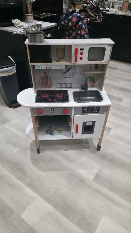 Photo of free Kids play kitchen (Ingoldisthorpe, PE31) #1