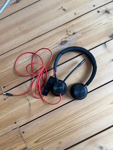 Photo of free USB audio headset (Odd Down) #1