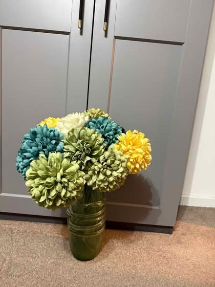 Photo of free Flower vase (Belvedere) #3