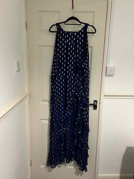 Photo of free Women’s plus size clothes (Bermondsey SE16) #1