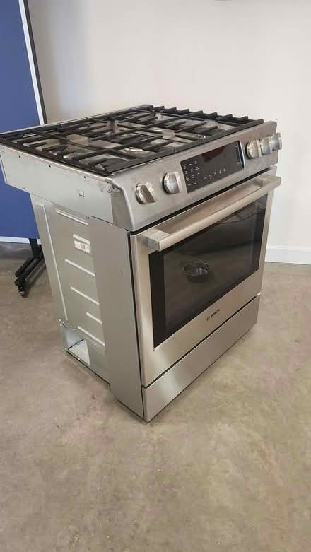 Photo of free Dual-fuel 30" slide in range (Dunstable) #2