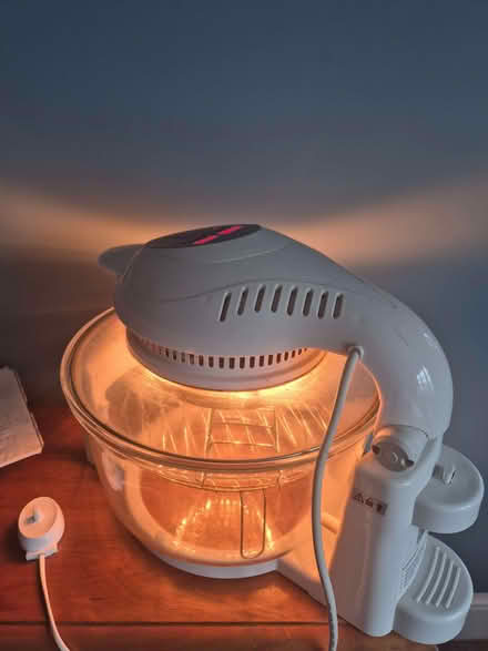 Photo of free Halogen oven (Rowsley DE4) #2