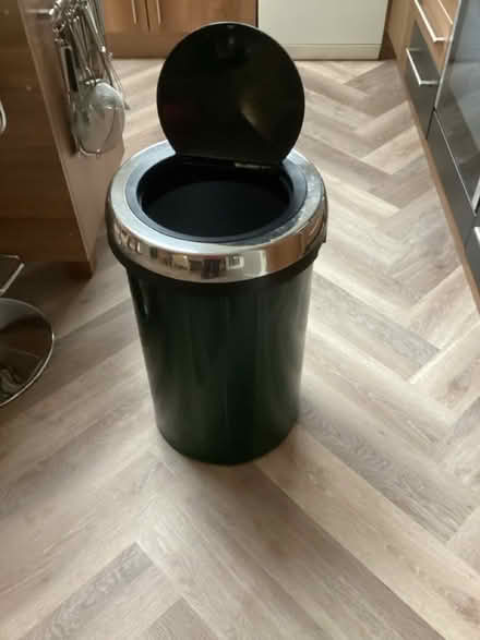 Photo of free Kitchen bin (Waterlooville PO8) #3