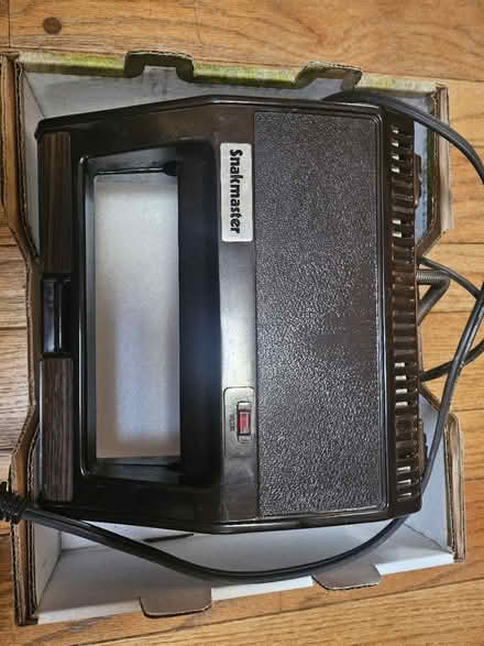Photo of free Snackmaster sandwich maker (Farmington Hills 11Mile n Farm) #1