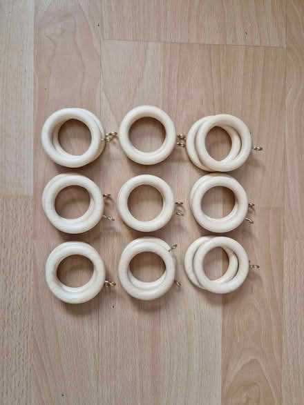 Photo of free Curtain rings - light wood (Roslin EH25) #1