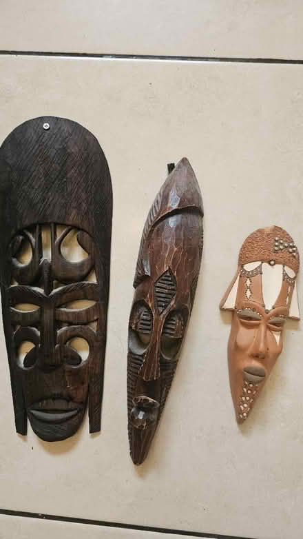 Photo of free 3 wall/decorative masks (dellfield AL1) #1