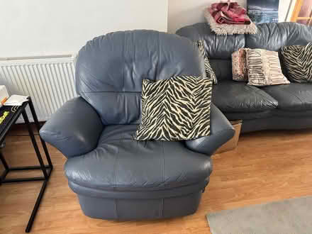 Photo of free Leather sofas and recliner chair (Bonnyrigg EH19) #3