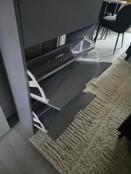Photo of free Shoe storage (Bd212pa) #2