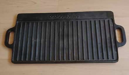Photo of free Cast iron griddle pan (Finchampstead RG40) #1