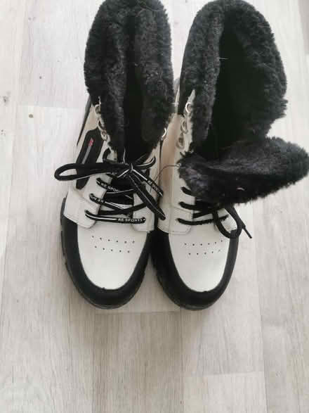 Photo of free Booths perfect for winter (Longsight M12) #1