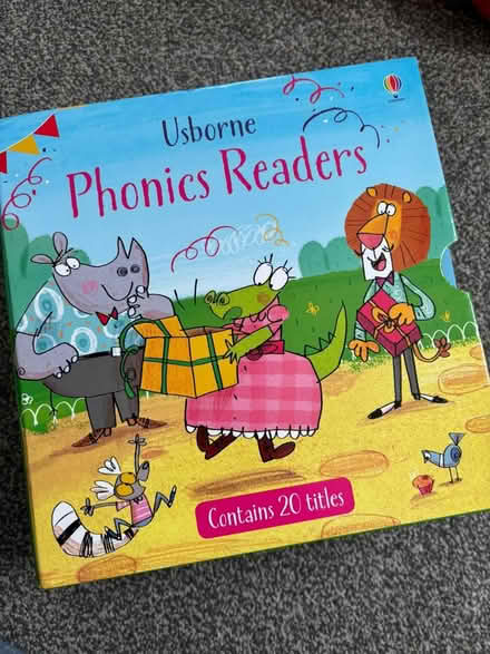 Photo of free Phonics readers box set (Horsham) #1