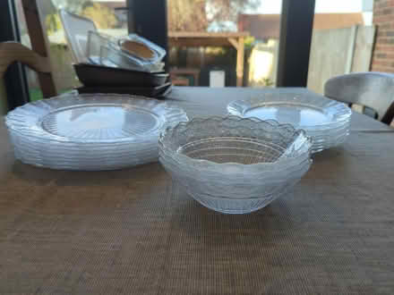 Photo of free Tableware L plates, S Plates, Bowls (CT1) #2