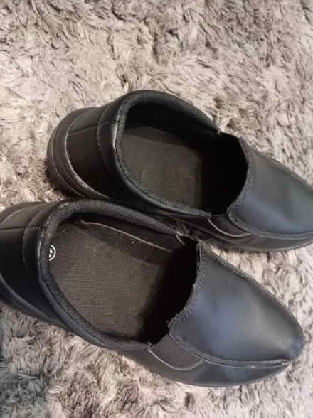 Photo of free 2 pillows, size 7 shoes, 2 bottles (Maidenhead SL6) #4