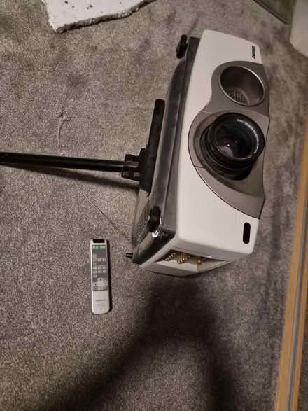 Photo of free Projector with remote (no HDMI) (Sale M33) #1