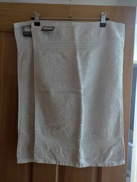 Photo of free Dunelm towels, perfect condition (Wheatley OX33) #1