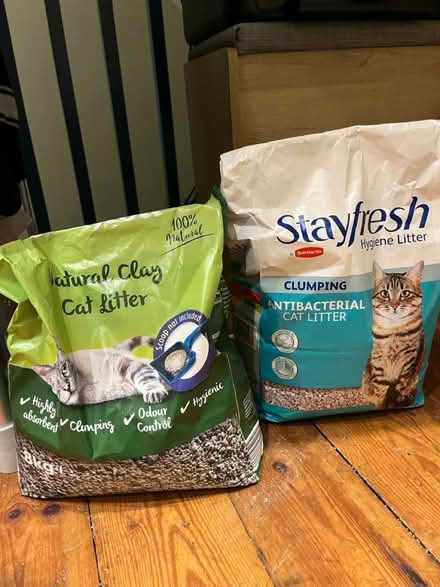 Photo of free 2 x open cat litter packs (Knockholt/Dunton Green TN14) #1
