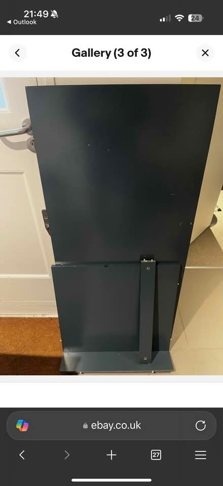 Photo of free desk (Richmond TW10) #3