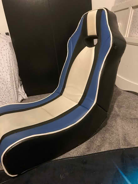Photo of free Gaming chair #2 (Cleobury Mortimer DY14) #3