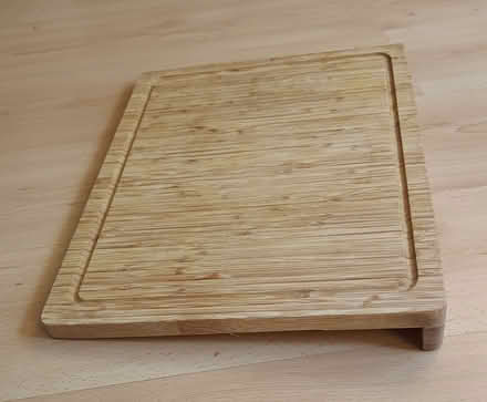 Photo of free Chopping board (Finchampstead RG40) #1