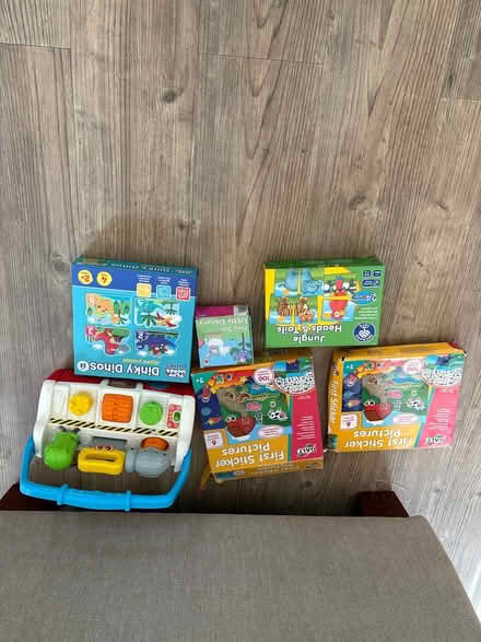 Photo of free Children’s Jigsaws and Toys (Sidcup DA15) #1