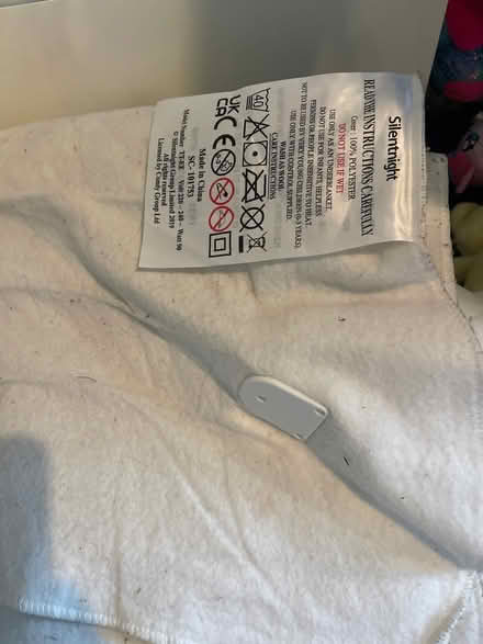 Photo of free Double heated blanket (Chessington KT9) #1