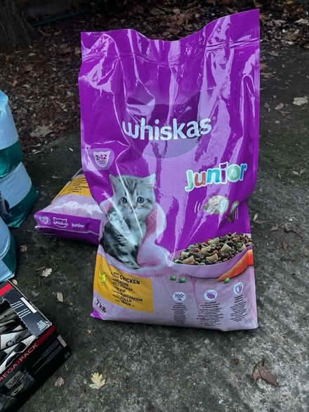 Photo of free Mixed cat stuffs (Tw14) #3