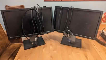 Photo of free Dell monitors 19422 (Blue Bell) #1