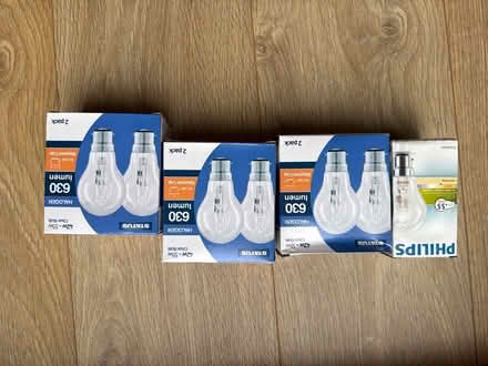Photo of free Halogen bayonet fit bulbs (Tuplin Park TQ12) #1