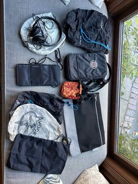 Photo of free Travel bags and headphones (Wilmette) #1